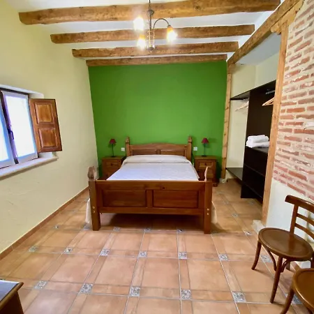 Semesterbostad La Parada De Jimena-casa Rustica Rodeada De Bodegas En *