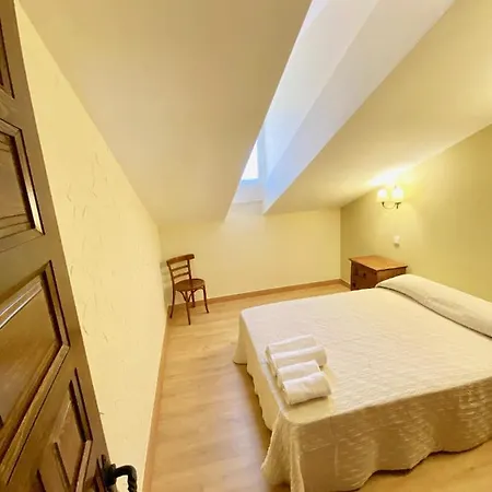 La Parada De Jimena-casa Rustica Rodeada De Bodegas En * Rueda