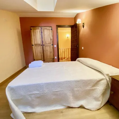 La Parada De Jimena-casa Rústica Rodeada De Bodegas En Сasa de vacaciones