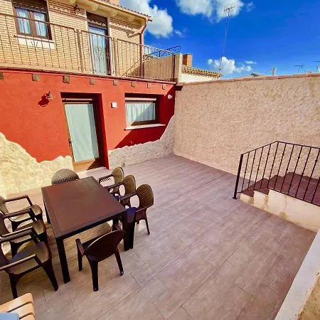 La Parada De Jimena-casa Rústica Rodeada De Bodegas En