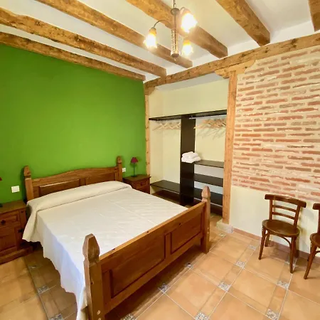 La Parada De Jimena-casa Rustica Rodeada De Bodegas En