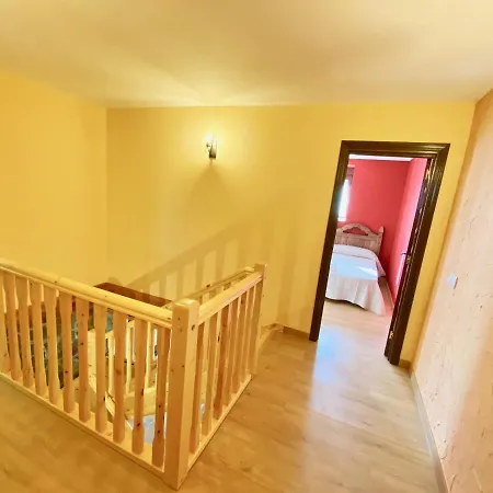 Vakantiehuis La Parada De Jimena-casa Rustica Rodeada De Bodegas En Rueda