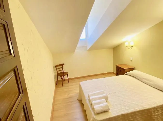 La Parada De Jimena-casa Rustica Rodeada De Bodegas En * Rueda