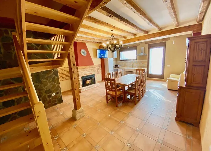 Hébergement de vacances La Parada De Jimena-casa Rustica Rodeada De Bodegas En Rueda