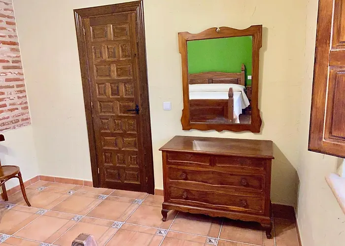 Hébergement de vacances La Parada De Jimena-casa Rustica Rodeada De Bodegas En