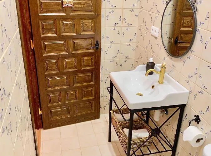 Hébergement de vacances La Parada De Jimena-casa Rustica Rodeada De Bodegas En Rueda