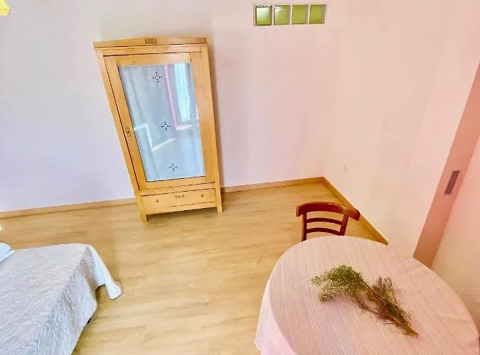 La Parada De Jimena-casa Rustica Rodeada De Bodegas En