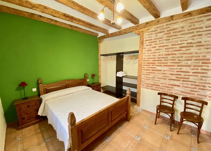 La Parada De Jimena-casa Rustica Rodeada De Bodegas En