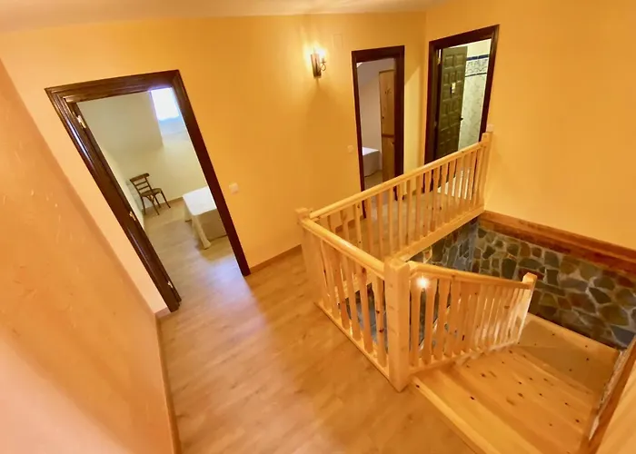 La Parada De Jimena-casa Rustica Rodeada De Bodegas En *